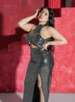 Evening dress with open leg and open back - Image 4