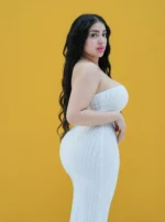 Long strapless dress with straight stone lines - Image 4