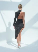 One-shoulder dress with an open leg - Image 2